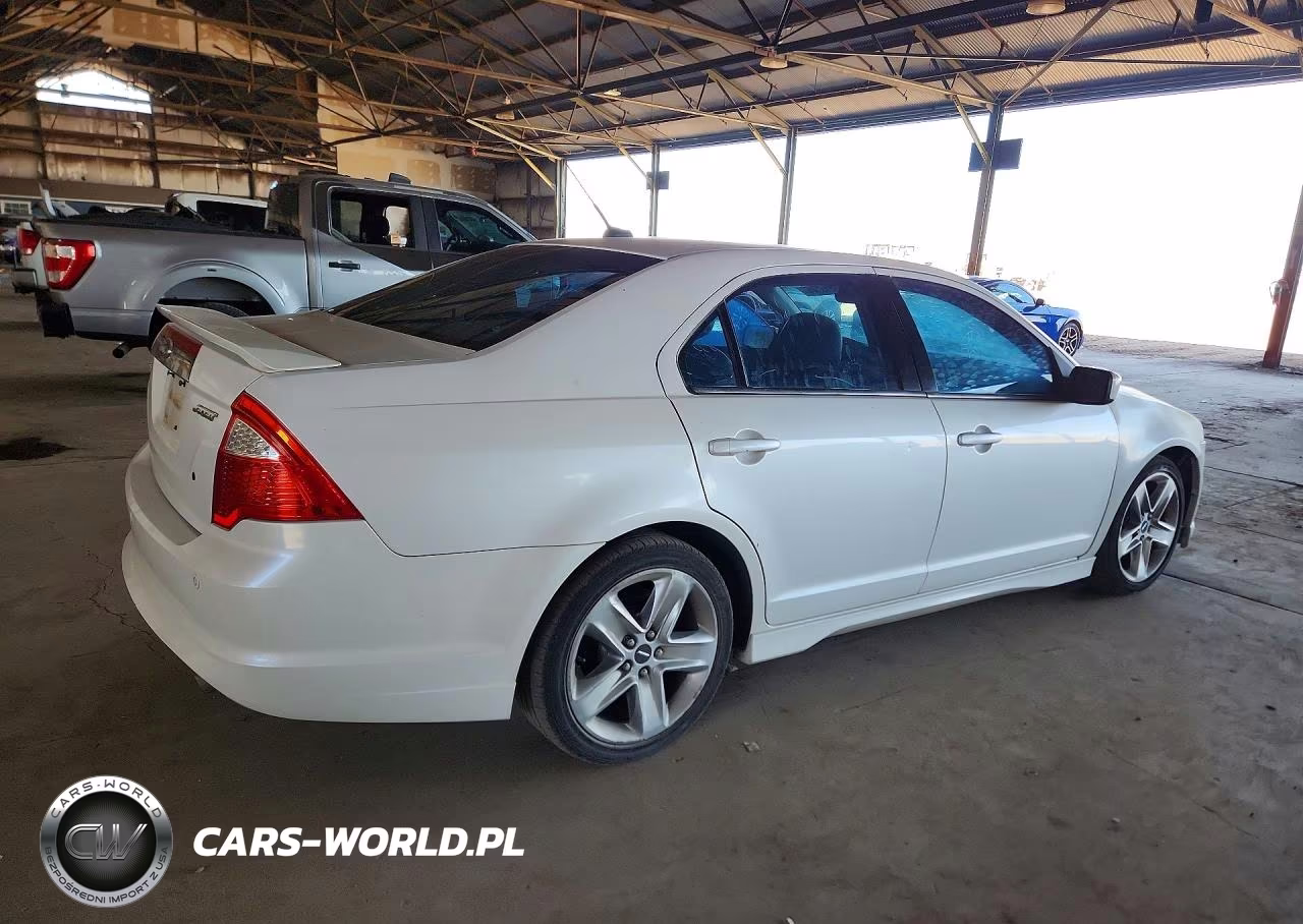 2011 Ford Fusion Sport VIN:3FAHP0KC0BR292327 - 3