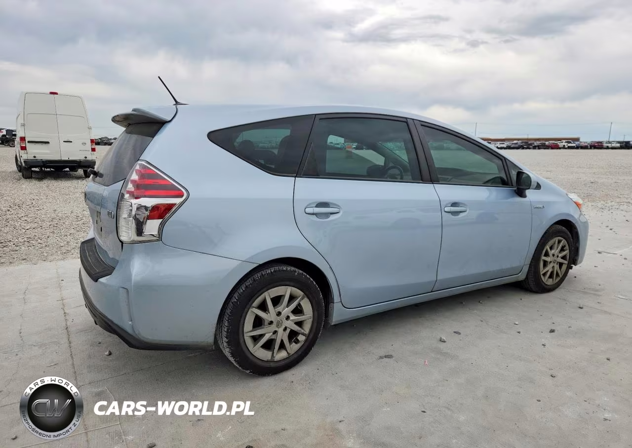 2016 Toyota Prius V Four VIN:JTDZN3EU8GJ047674 - 3