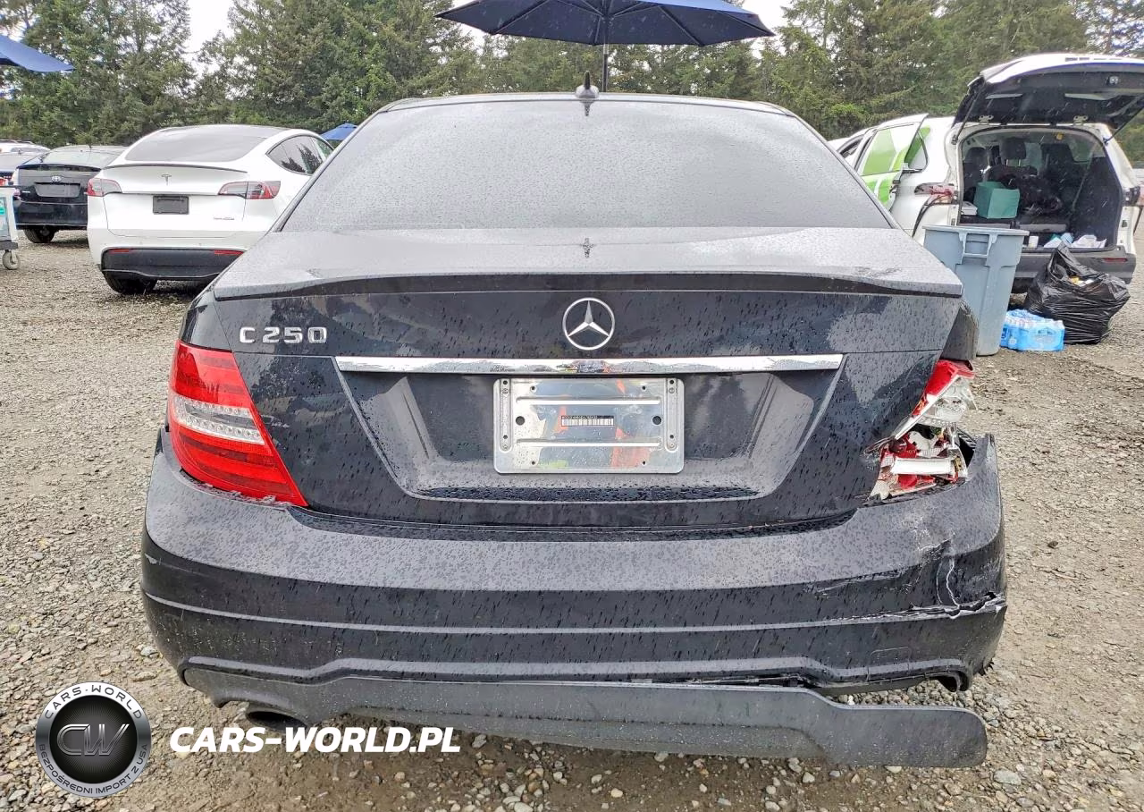 2013 Mercedes-Benz C 250 VIN:WDDGF4HB3DA783430 - 6