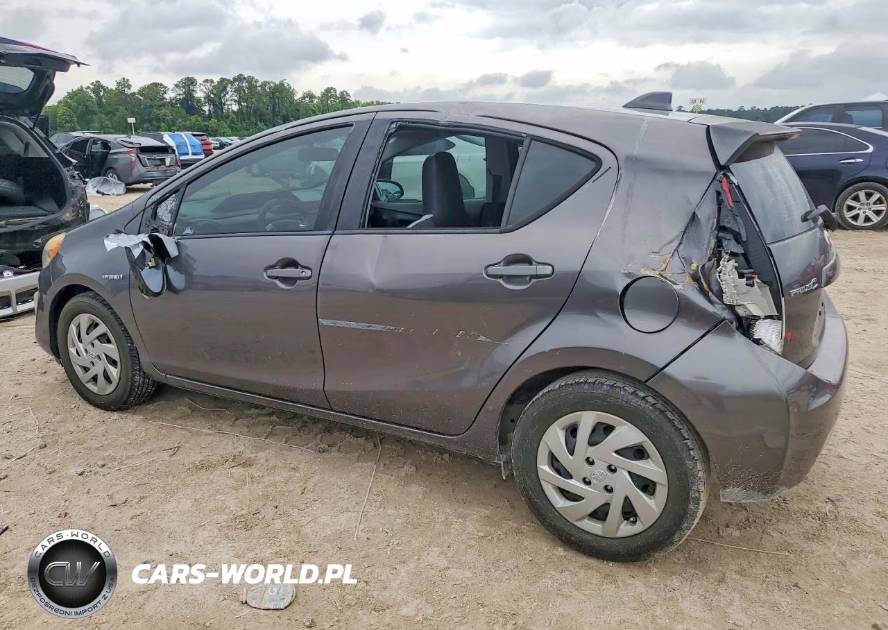 2015 Toyota Prius C One VIN:JTDKDTB33F1583074 - 2