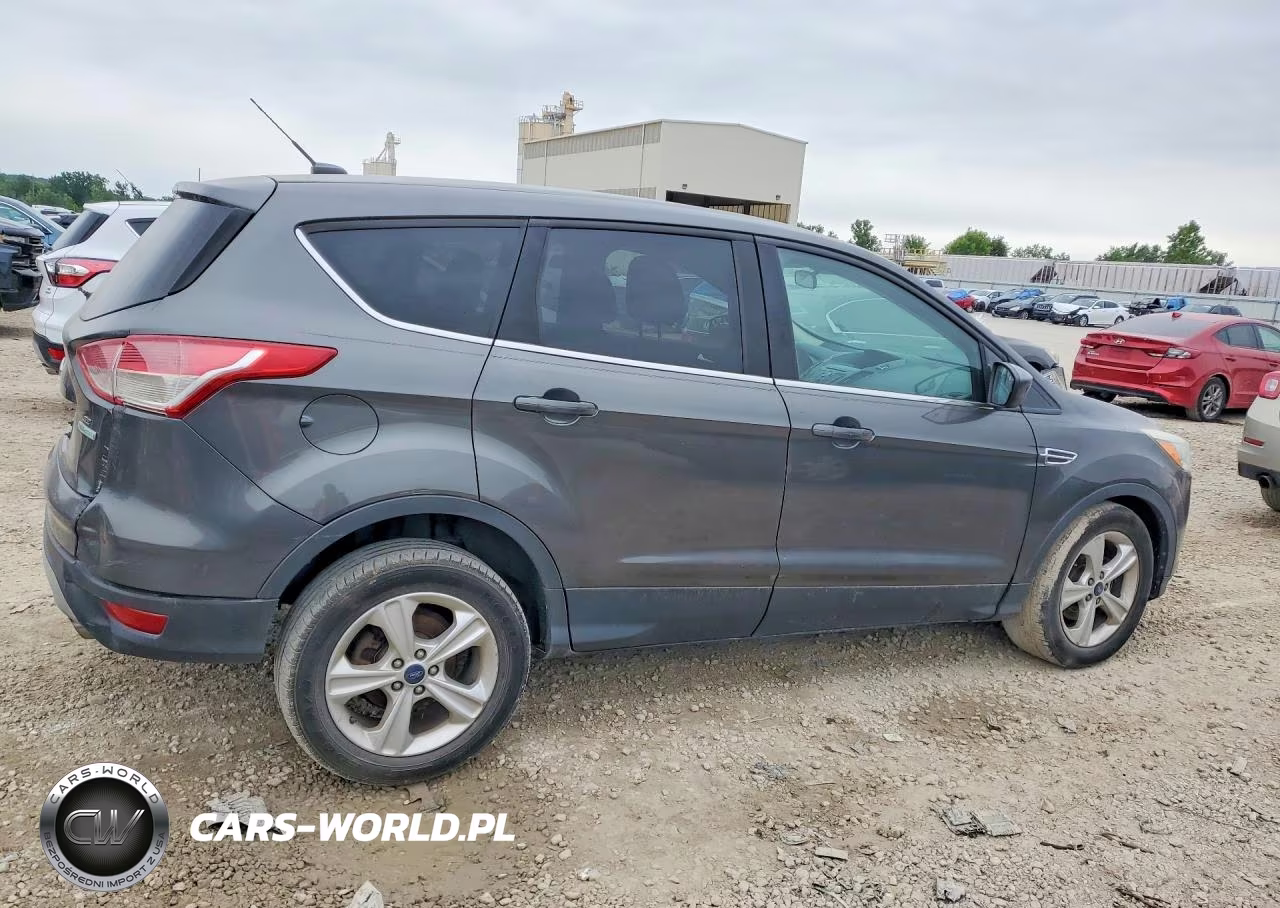 2015 Ford Escape Se VIN:1FMCU0GX7FUC88584 - 3