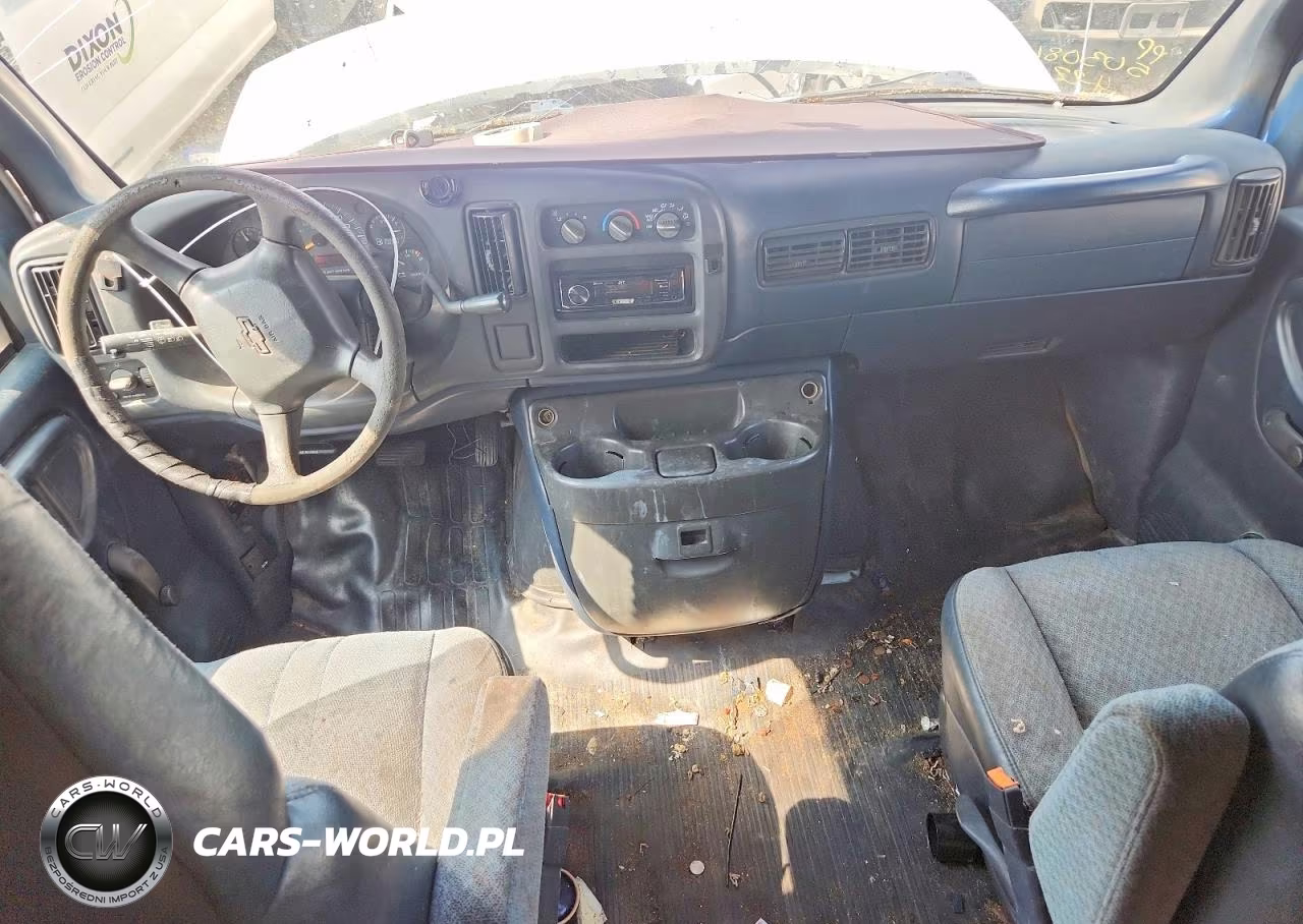 2000 Chevrolet Express G3500 VIN:1GCHG35R9Y1227880 - 8