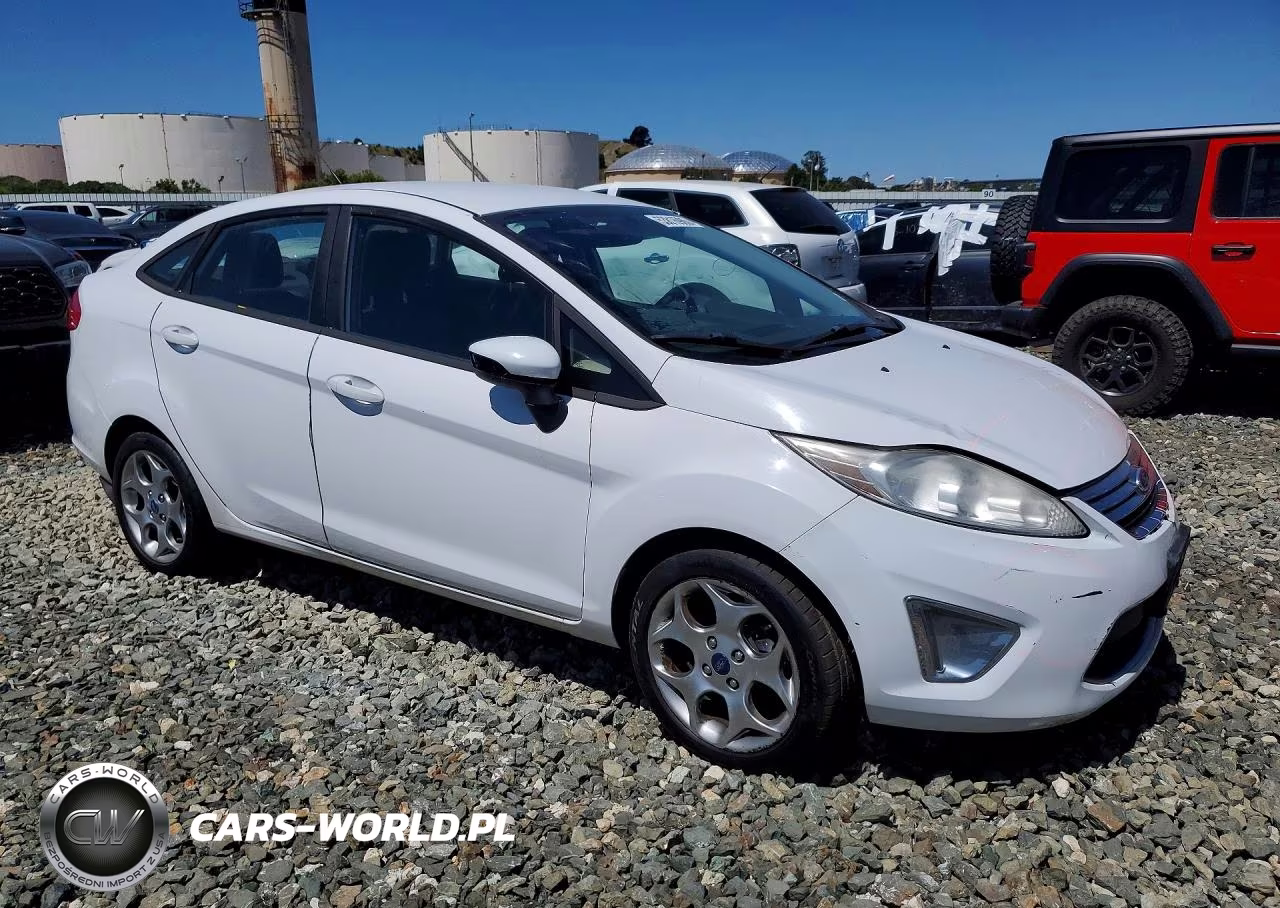 2012 Ford Fiesta Sel VIN:3FADP4CJ9CM103840 - 4