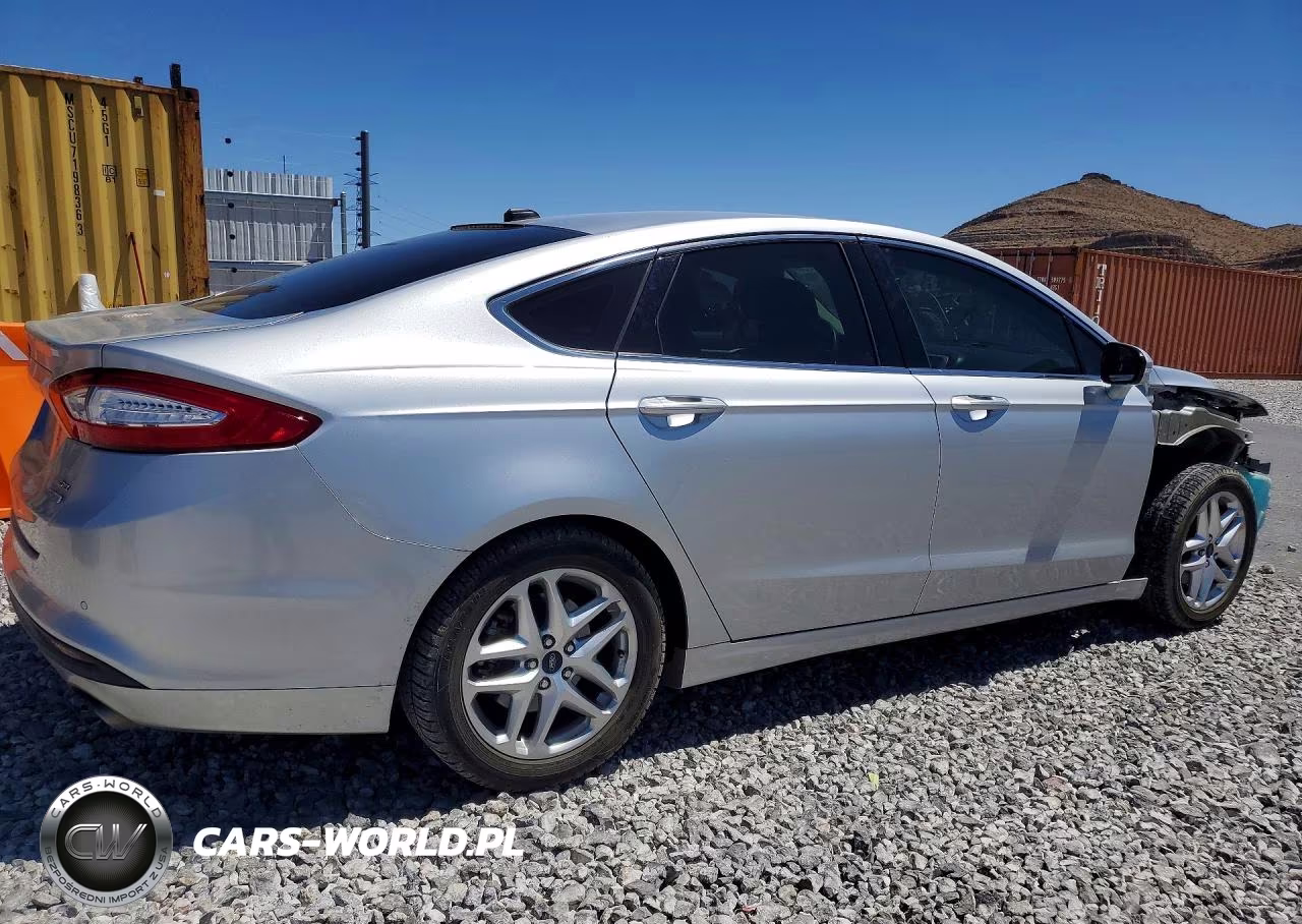 2013 Ford Fusion Se VIN:3FA6P0HR6DR325448 - 3
