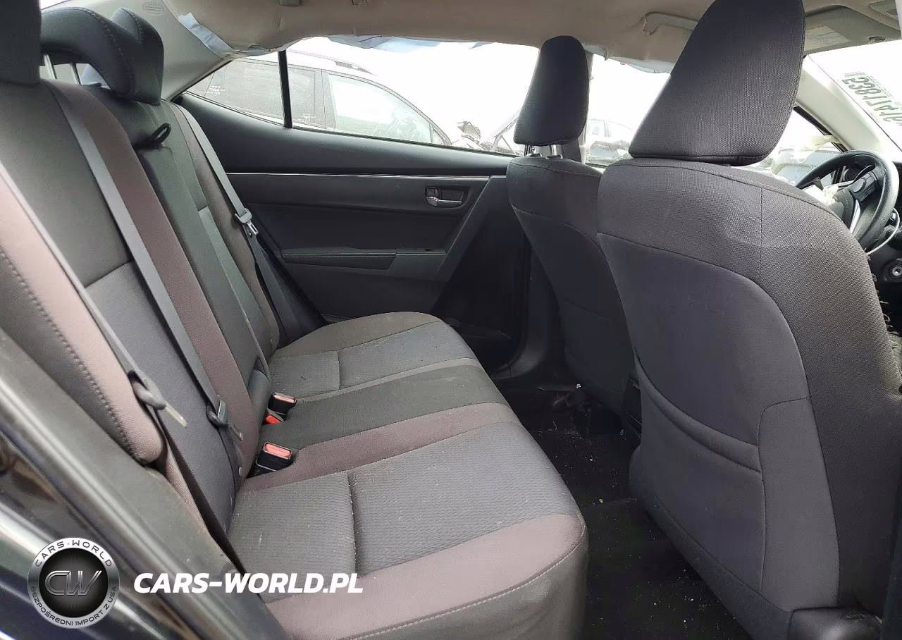 2017 Toyota Corolla Le VIN:2T1BURHEXHC961773 - 10