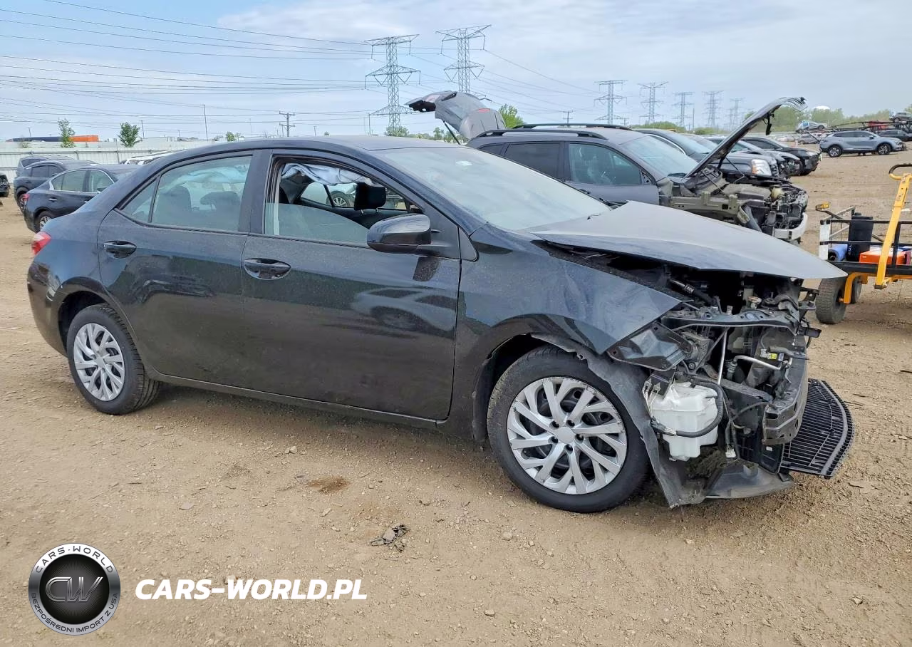 2017 Toyota Corolla Le VIN:2T1BURHEXHC961773 - 4