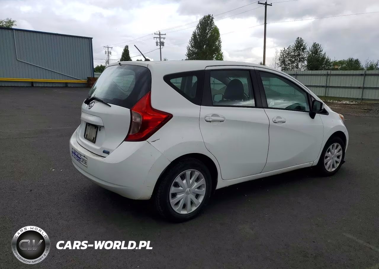 2016 Nissan Versa Note S Plus VIN:3N1CE2CP2GL368537 - 3