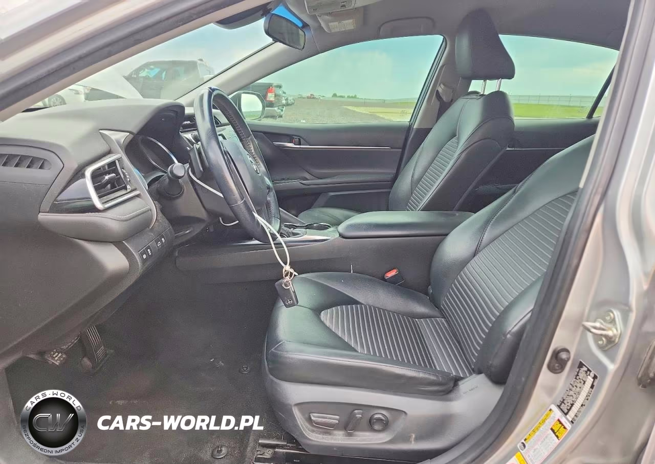 2018 Toyota Camry Se VIN:4T1B11HK1JU088886 - 7