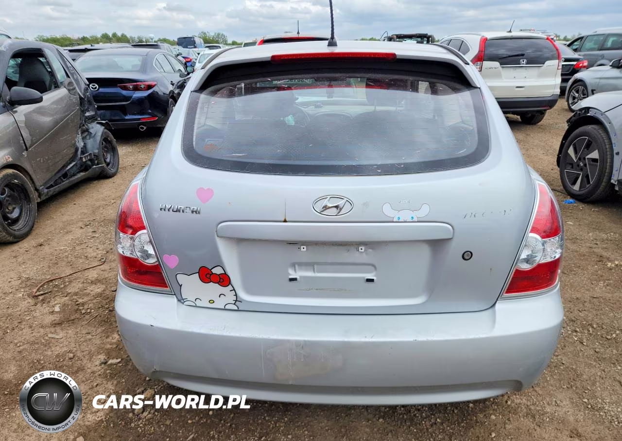 2007 Hyundai Accent Gs VIN:KMHCM36C27U040230 - 6