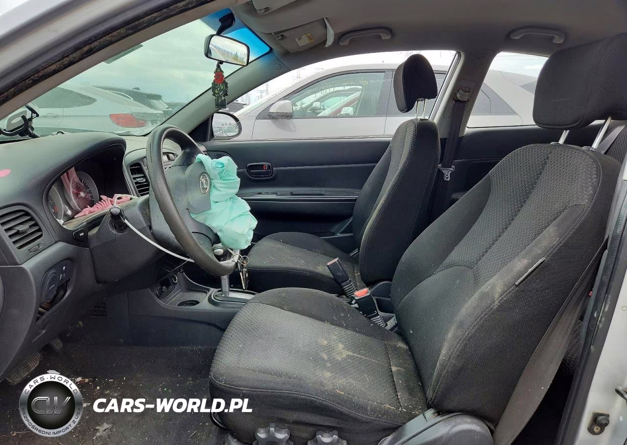2007 Hyundai Accent Gs VIN:KMHCM36C27U040230 - 7