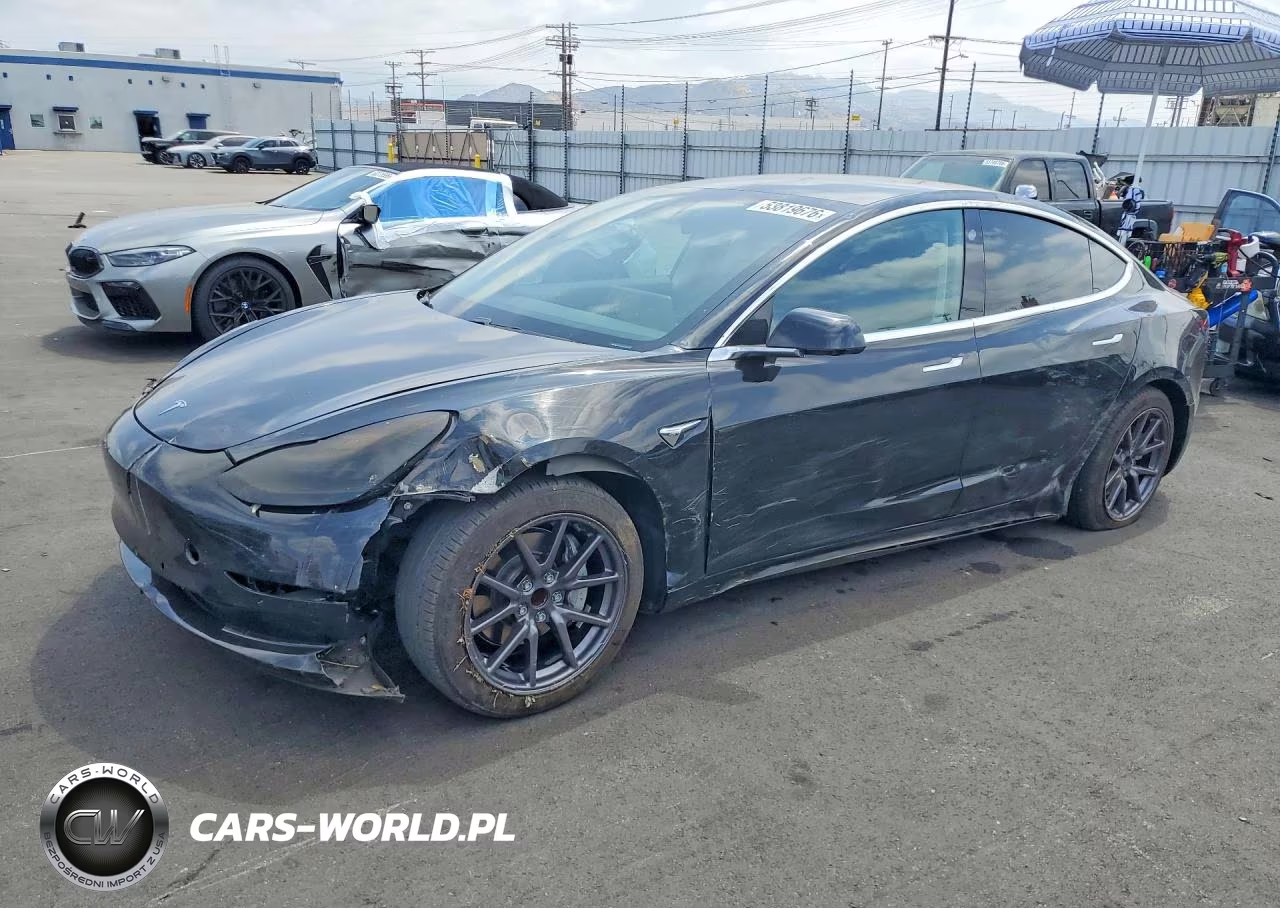 2019 Tesla Model 3 – zdjęcie 1 z 12