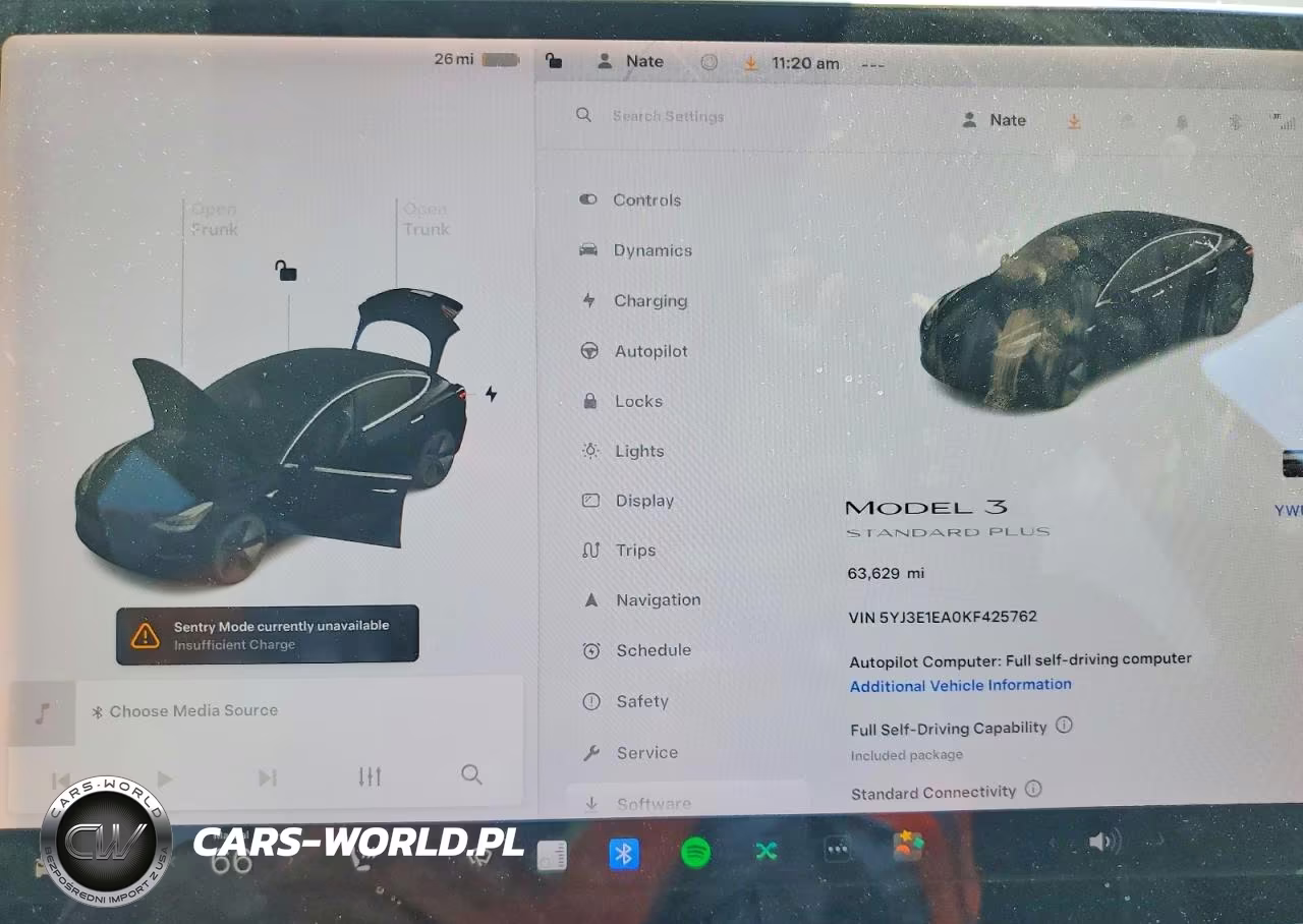 2019 Tesla Model 3 VIN:5YJ3E1EA0KF425762 - 9