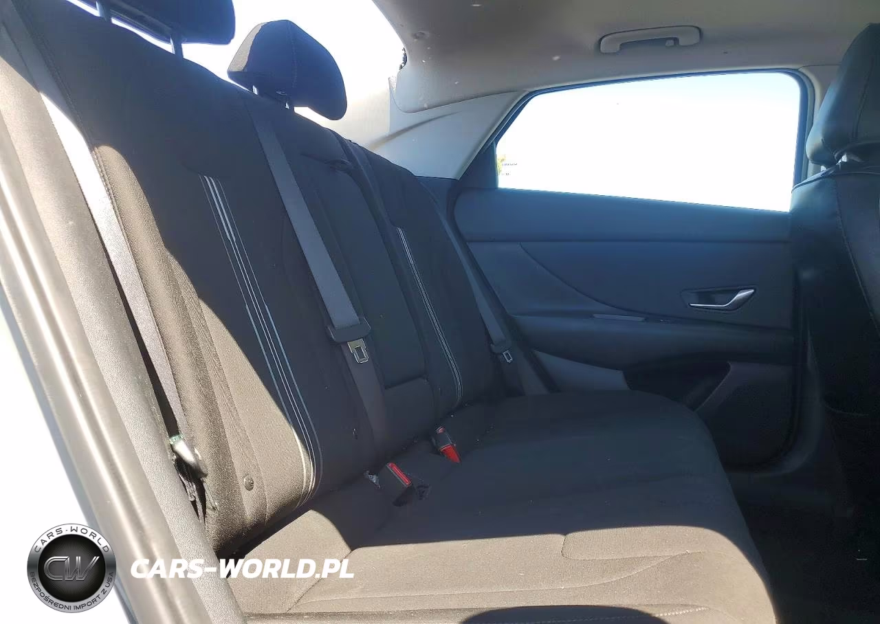 2022 Hyundai Elantra Sel VIN:KMHLN4AG1NU317086 - 10