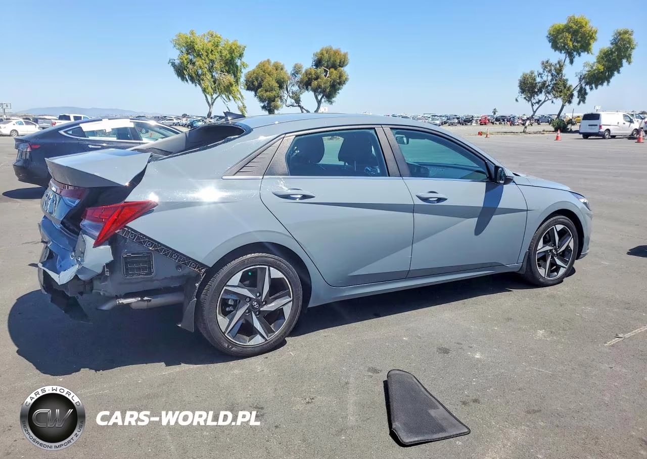 2022 Hyundai Elantra Sel VIN:KMHLN4AG1NU317086 - 3