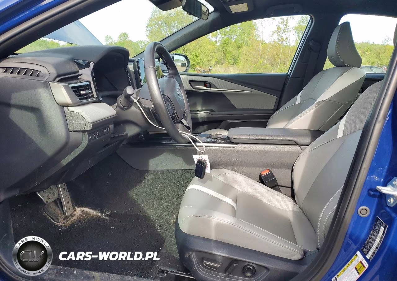 2025 Toyota Camry Se VIN:4T1DAACK7SU052802 - 7