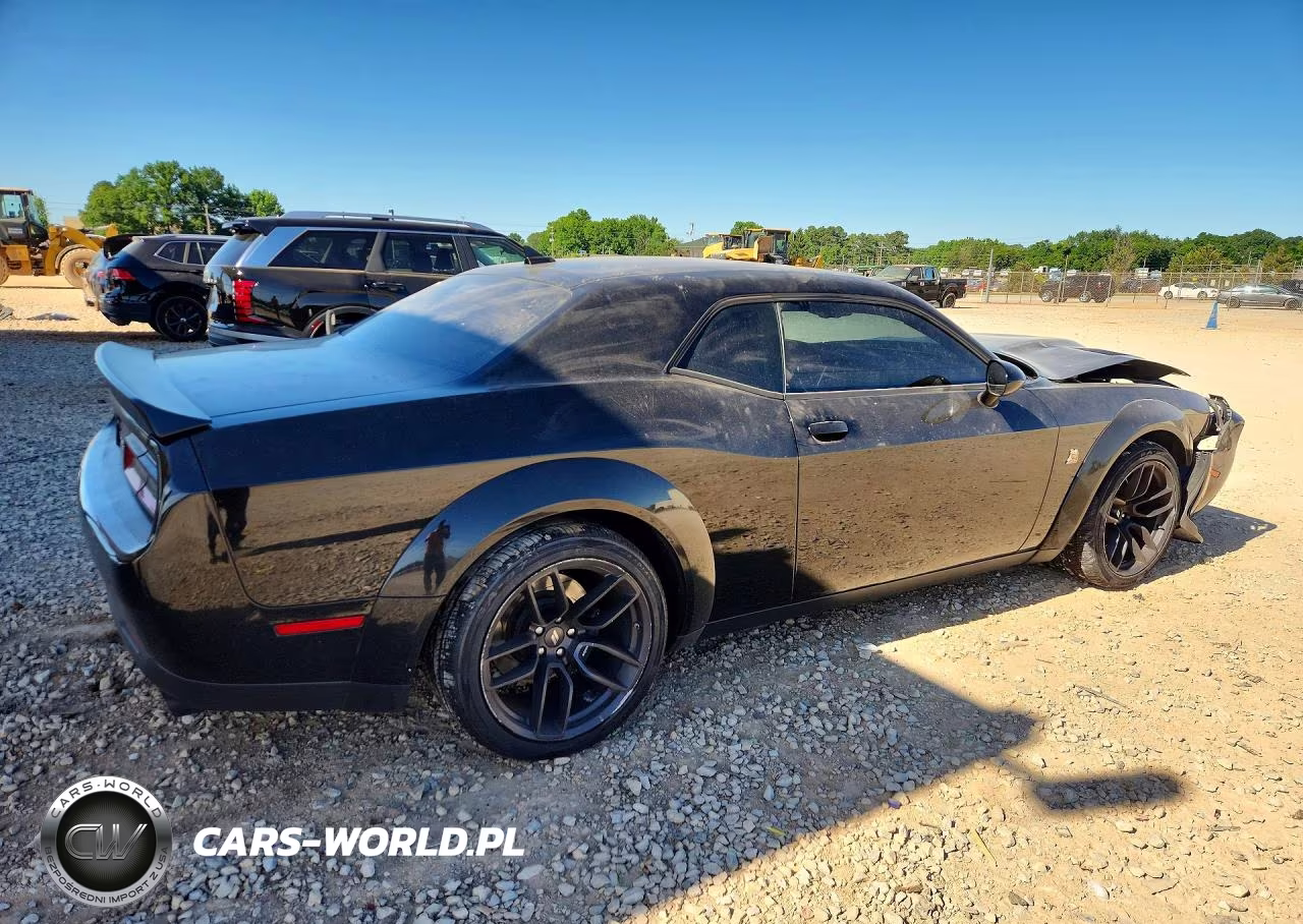 2019 Dodge Challenger R VIN:2C3CDZFJ2KH749990 - 3