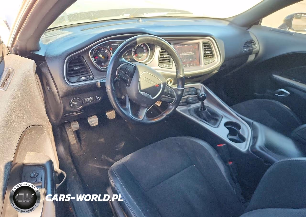 2019 Dodge Challenger R VIN:2C3CDZFJ2KH749990 - 8