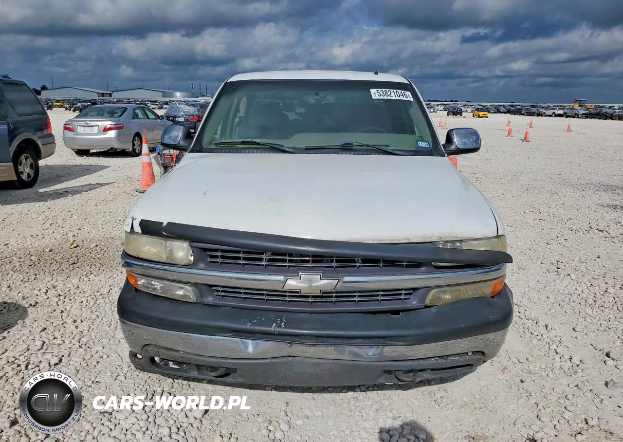 2002 Chevrolet Silverado C1500 VIN:2GCEC19TX21187951 - 5