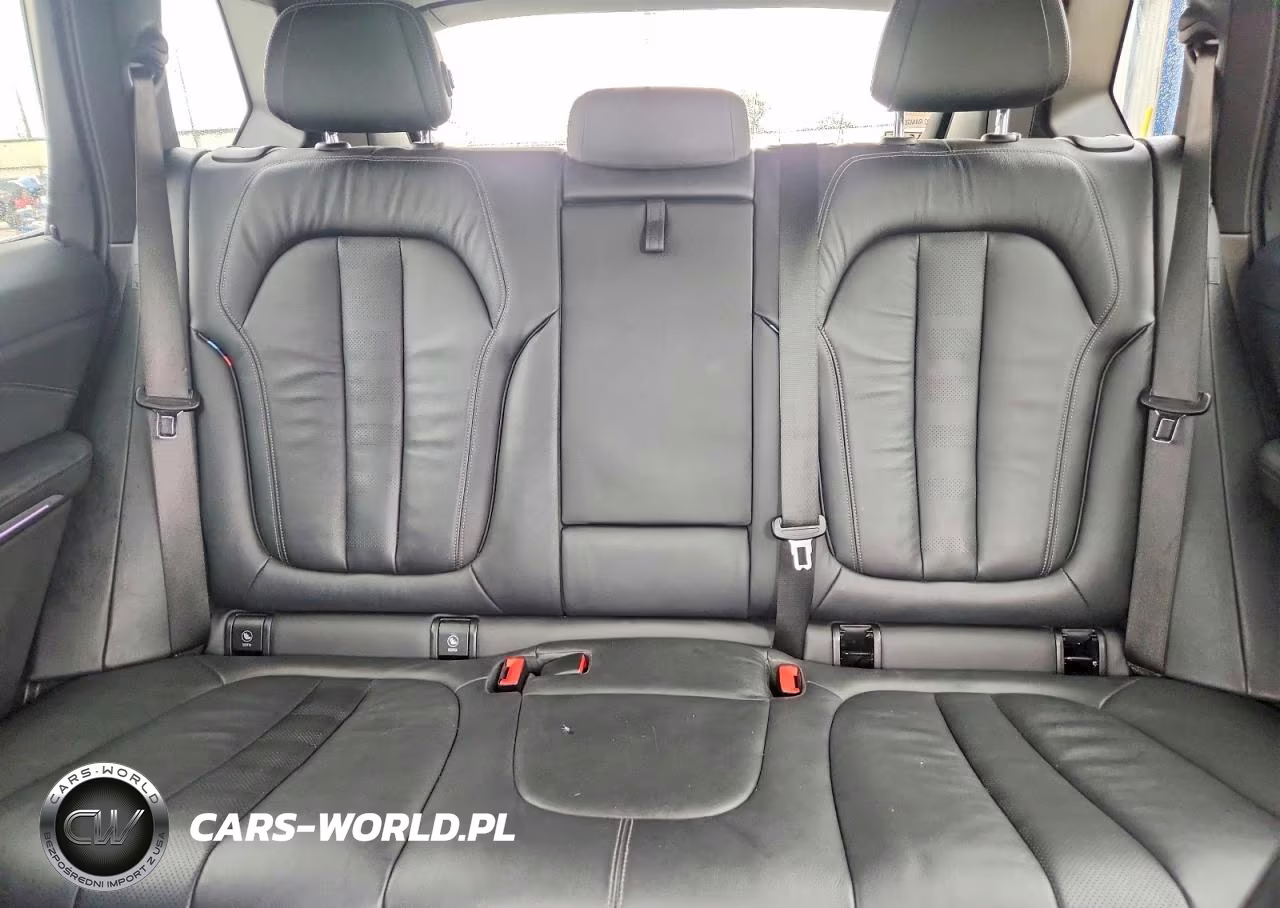 2019 BMW X5 xDrive40I VIN:5UXCR6C54KLL08527 - 10