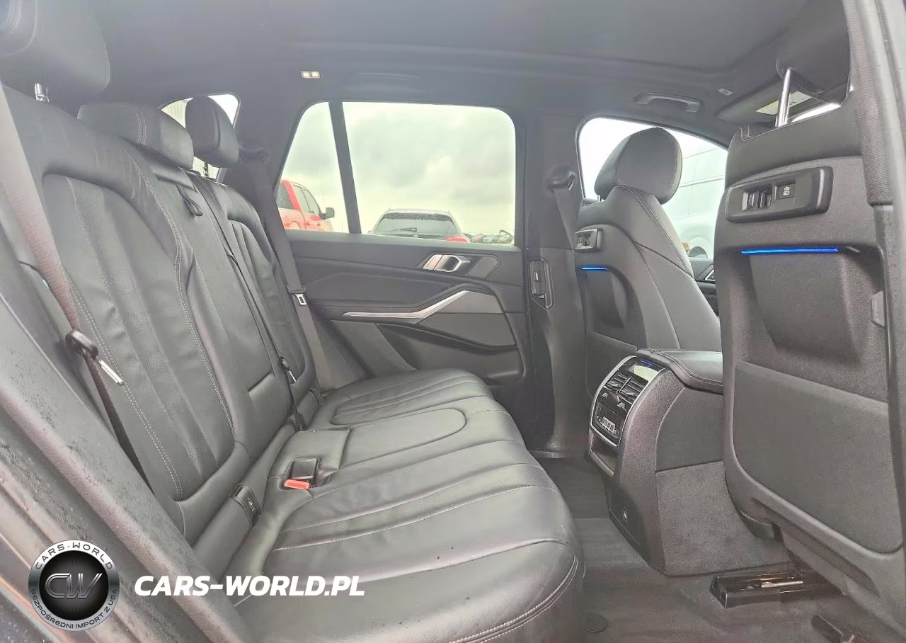 2019 BMW X5 xDrive40I VIN:5UXCR6C54KLL08527 - 11