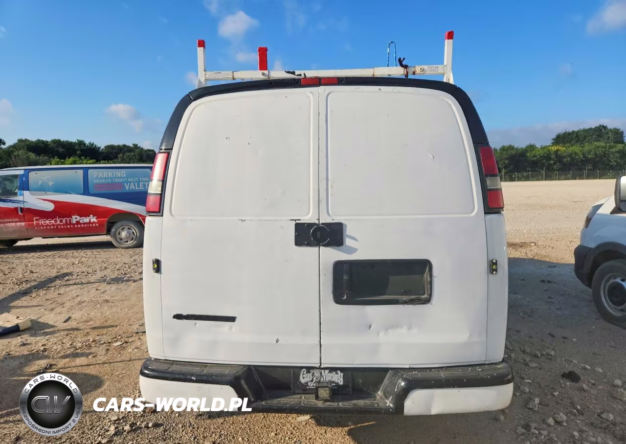 2008 Chevrolet Express Work Van VIN:1GCFG15X981111024 - 6