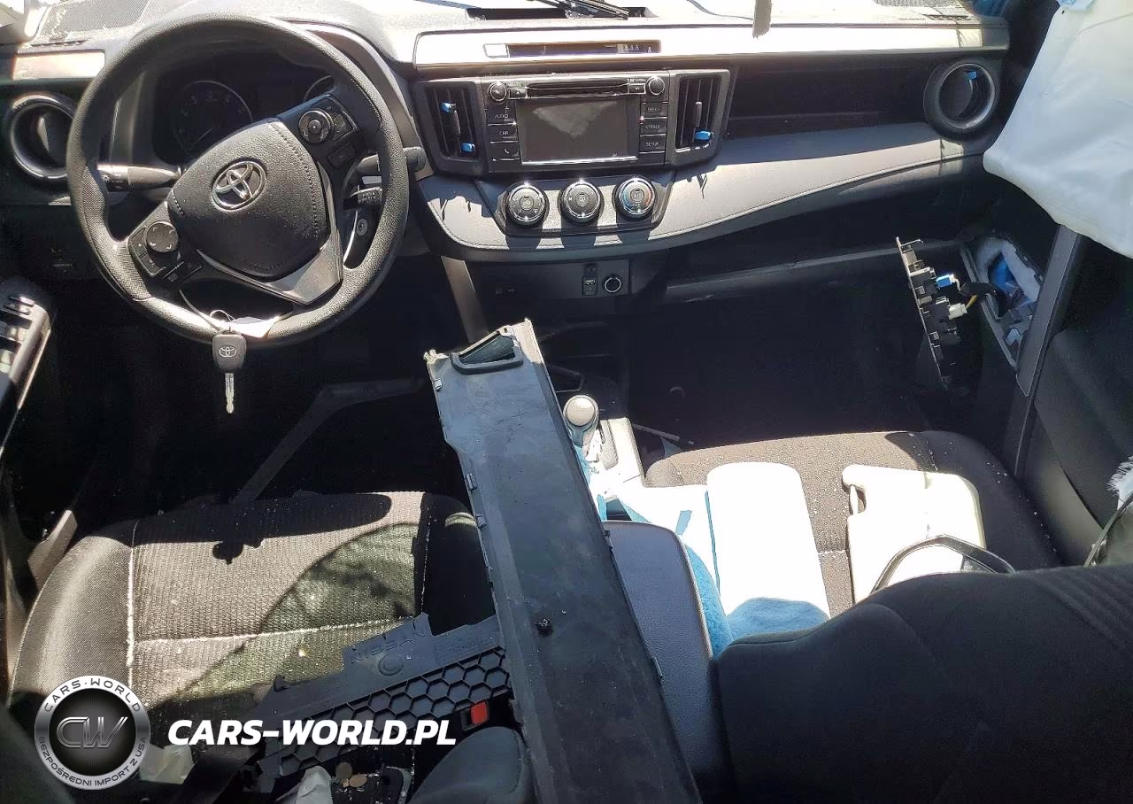 2018 Toyota Rav4 Le VIN:JTMZFREVXJJ725115 - 8