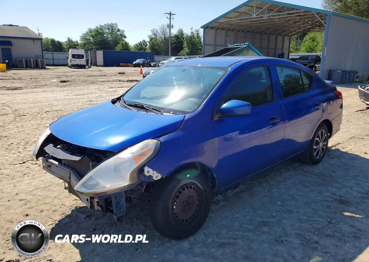 2016 Nissan Versa 1.6 S Plus – zdjęcie 1 z 12