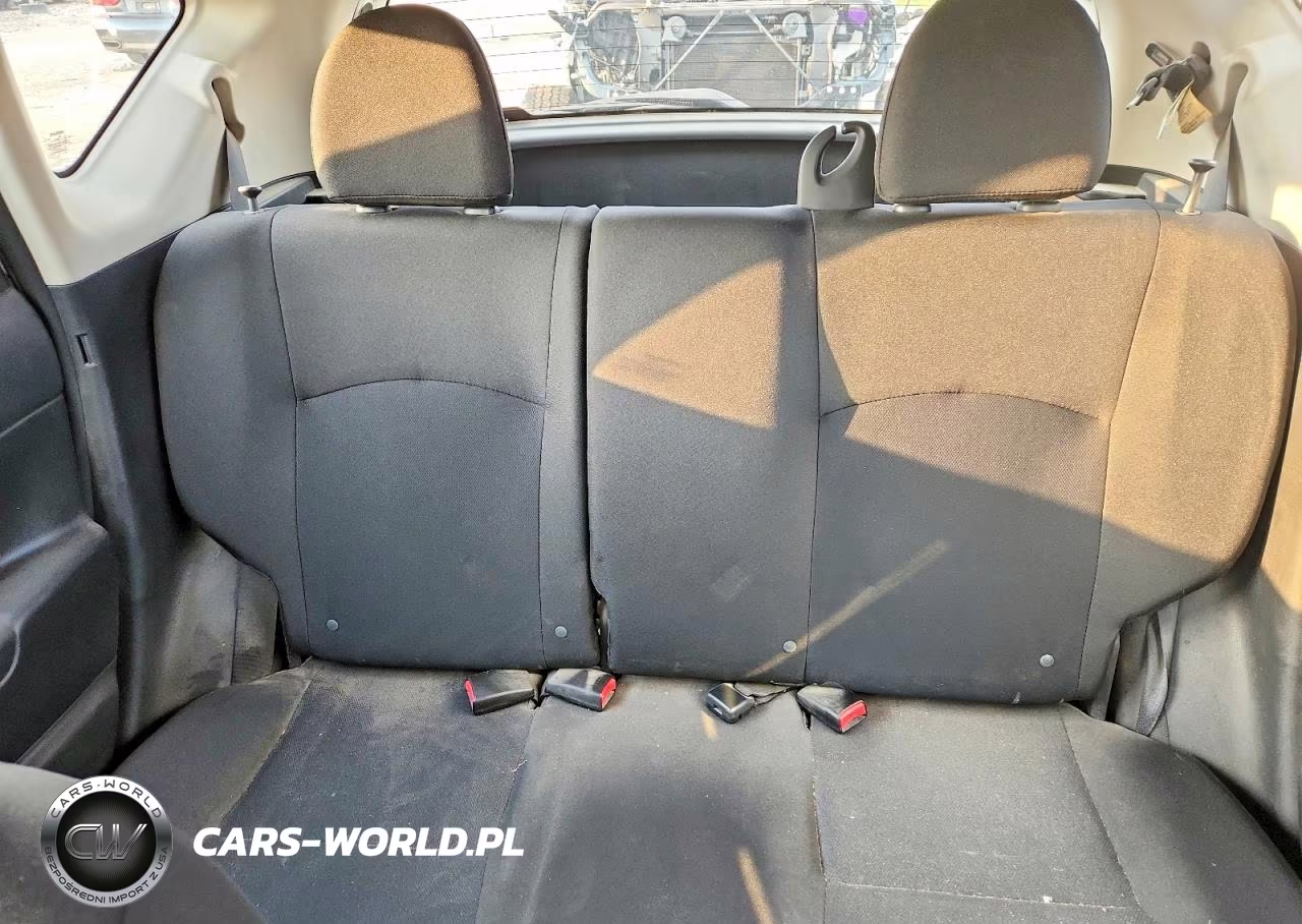 2016 Nissan Versa Note S Plus VIN:3N1CE2CP4GL364957 - 10