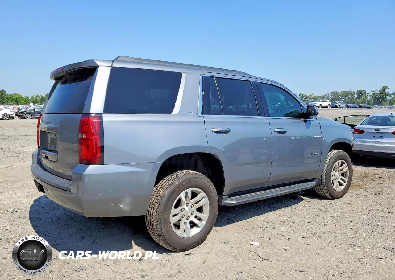2018 Chevrolet Tahoe K1500 Lt VIN:1GNSKBKCXJR368552 - 3