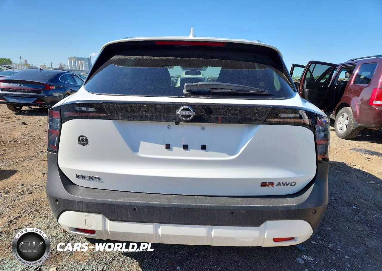 2025 Nissan Kicks Sr VIN:3N8AP6DB8SL391567 - 6
