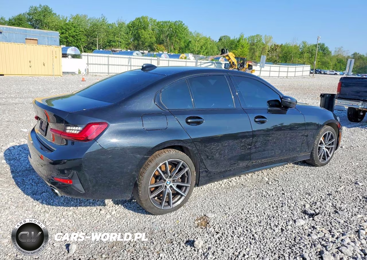 2022 BMW 330Xi VIN:3MW5R7J02N8C25615 - 3