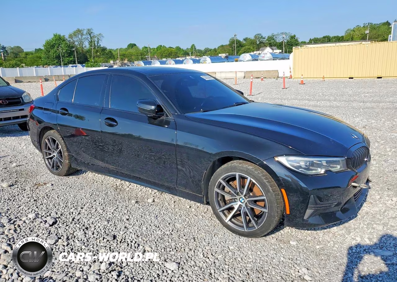 2022 BMW 330Xi VIN:3MW5R7J02N8C25615 - 4