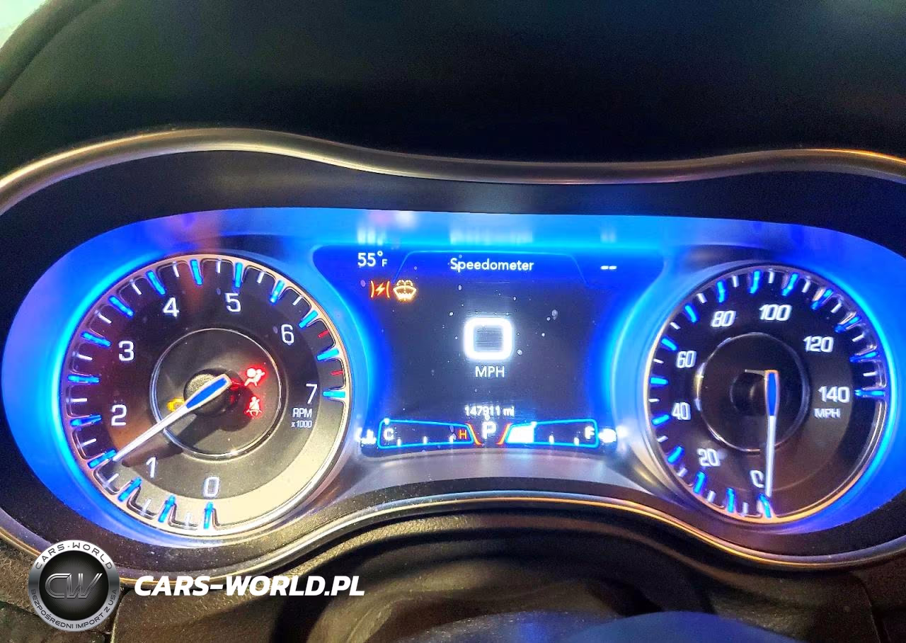 2018 Chrysler 300 Limited VIN:2C3CCAKG0JH165231 - 9