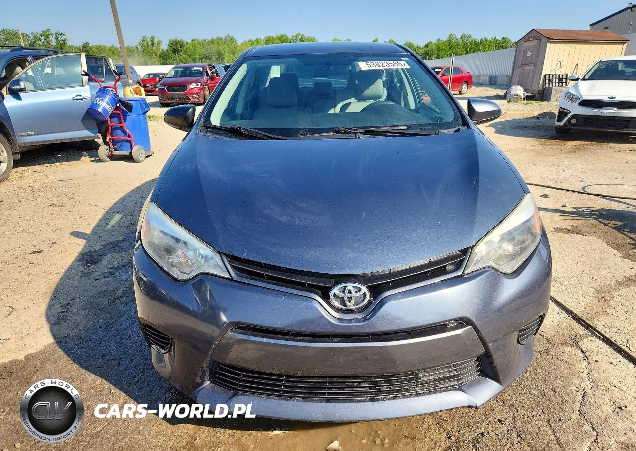 2015 Toyota Corolla Le VIN:2T1BURHE7FC422668 - 5