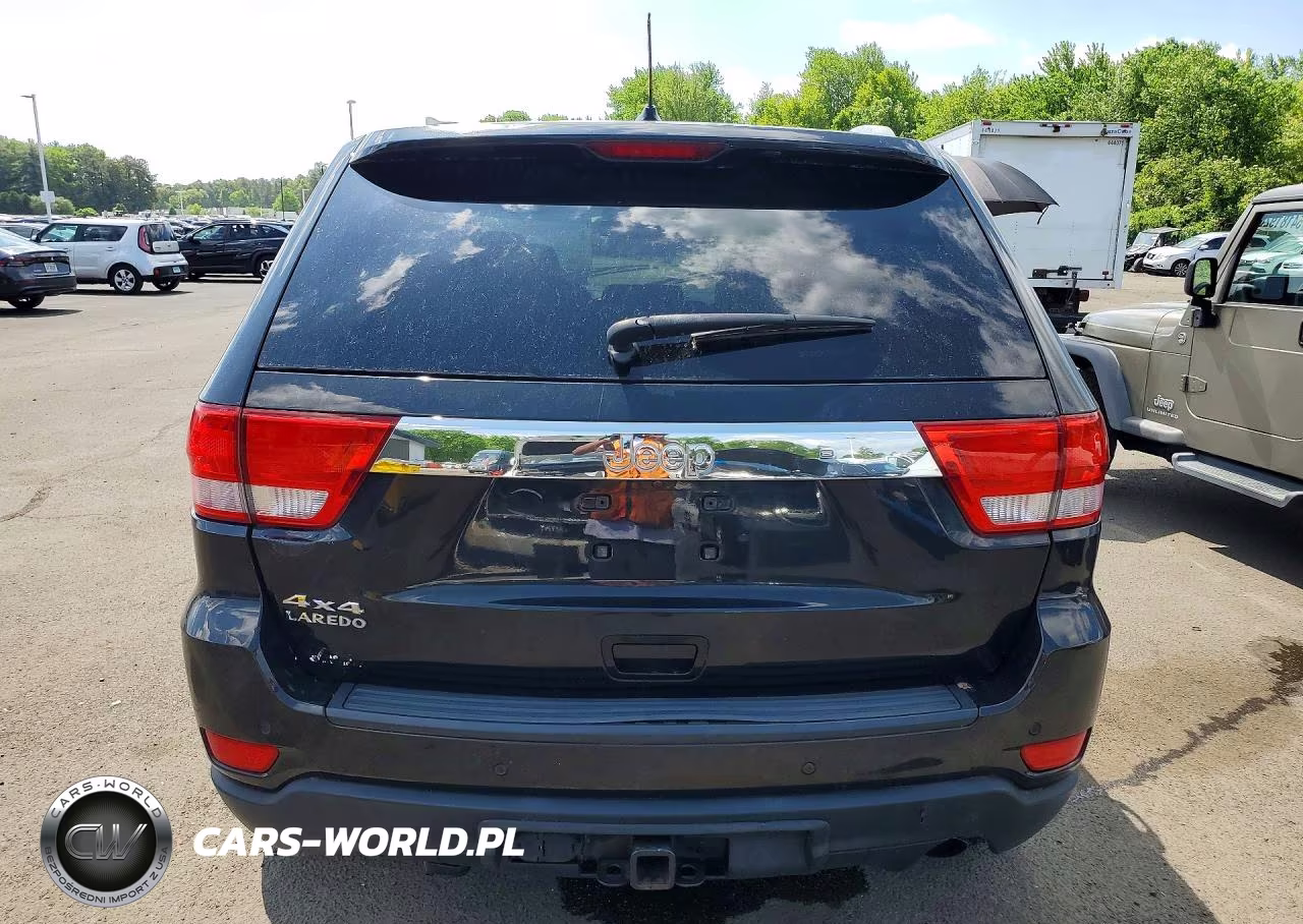 2011 Jeep Grand Cherokee Laredo VIN:1J4RR4GG5BC680531 - 6