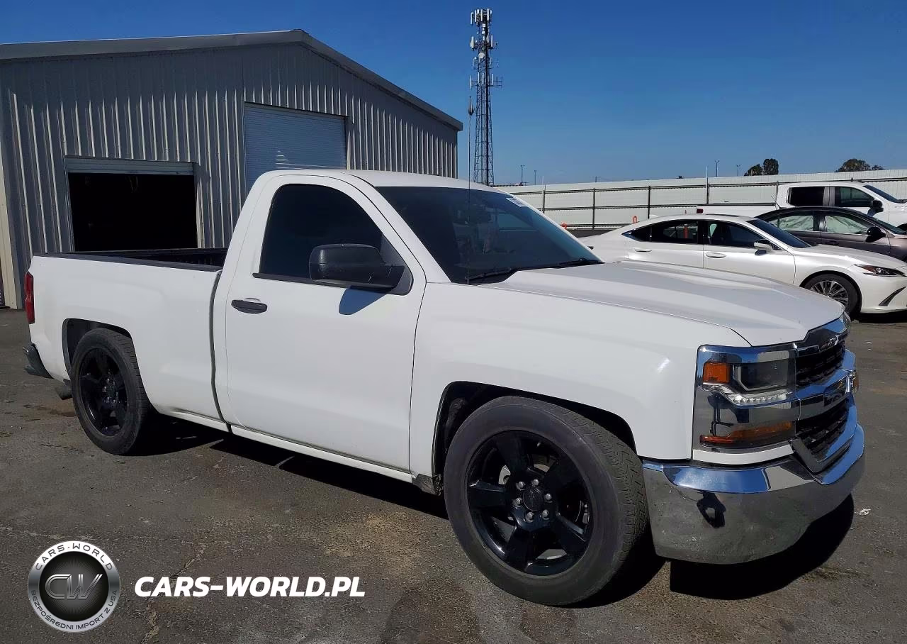 2018 Chevy Silverado VIN:1GCNCNEH7JZ369170 - 4