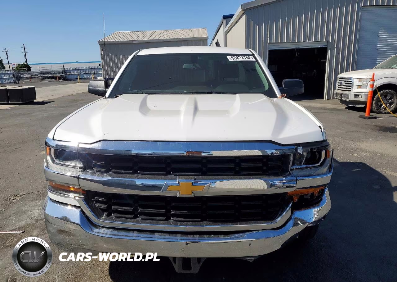 2018 Chevy Silverado VIN:1GCNCNEH7JZ369170 - 5