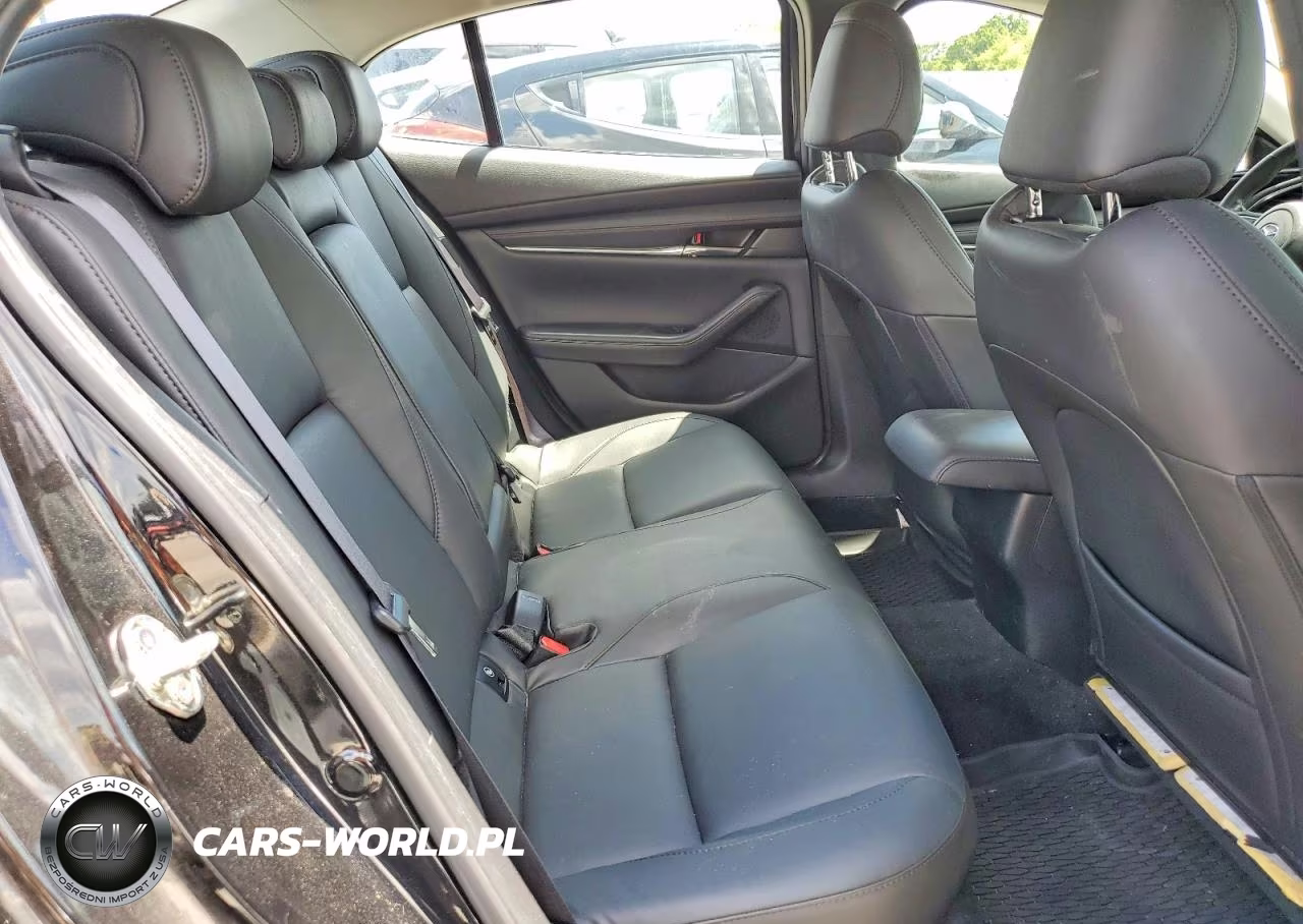 2024 Mazda 3 Preferred VIN:3MZBPACM9RM425202 - 10