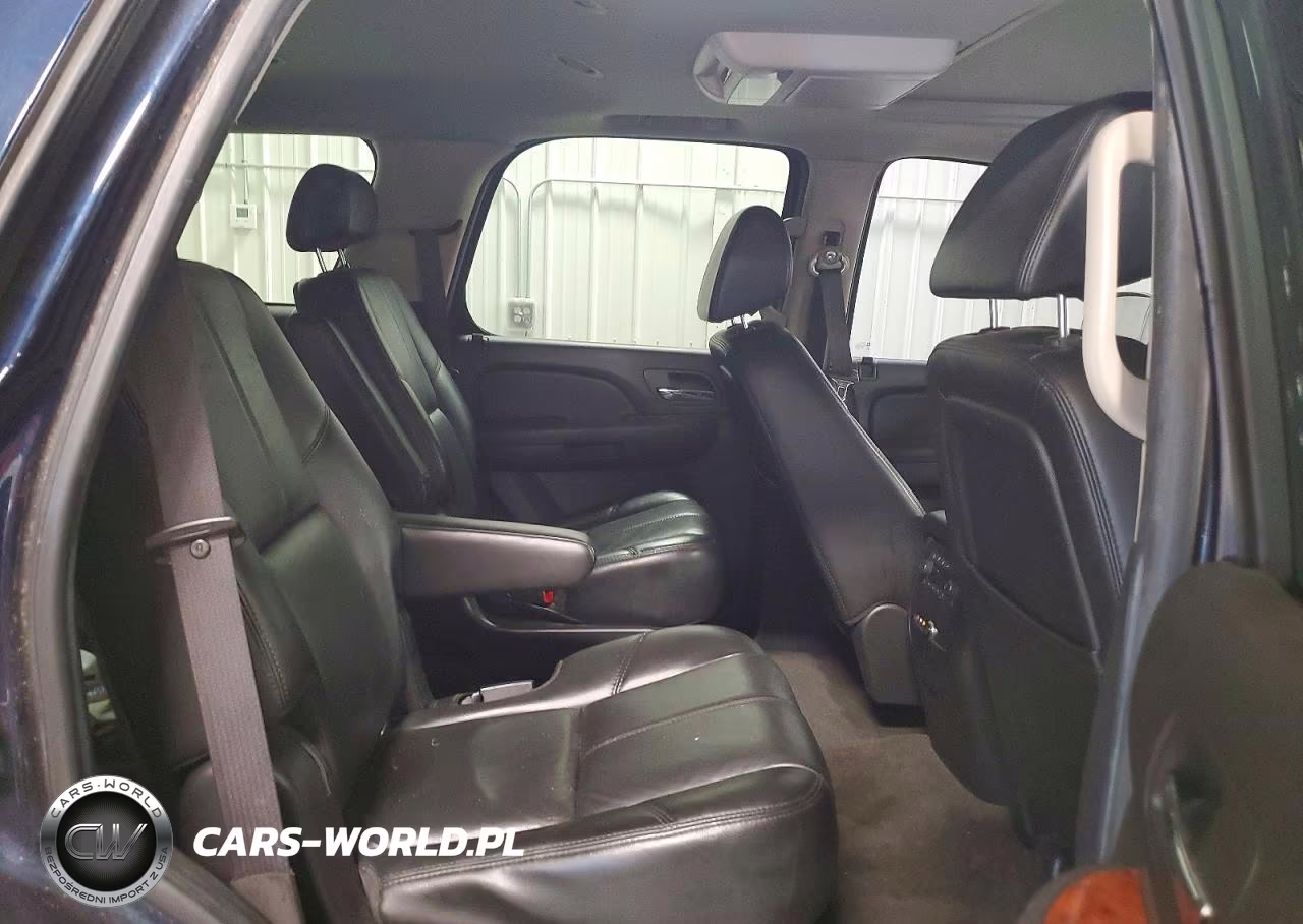 2007 Chevrolet Tahoe K1500 VIN:1GNFK13077R330415 - 11