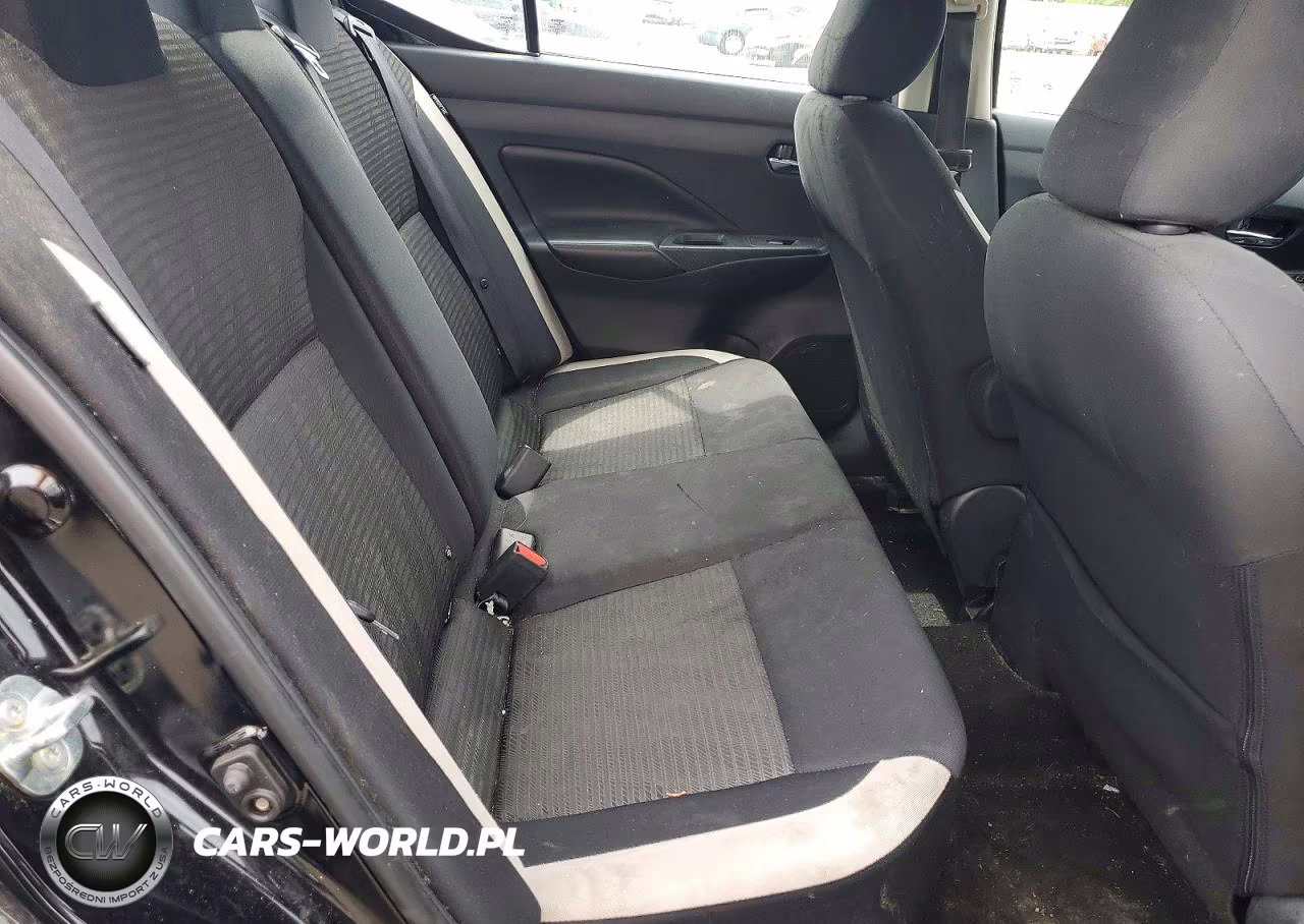 2020 Nissan Versa Sv VIN:3N1CN8EV3LL866450 - 10