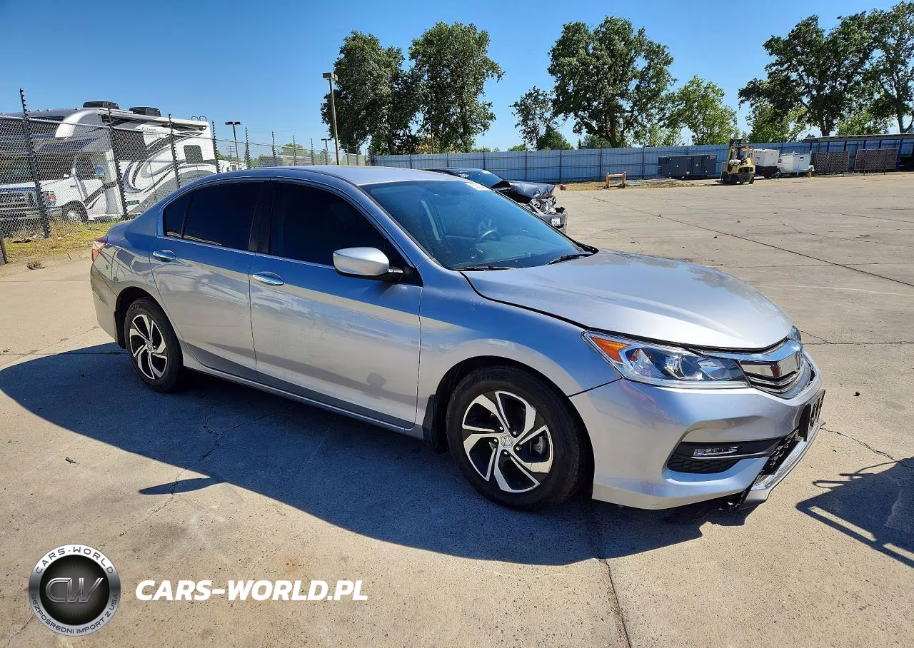 2017 Honda Accord Lx VIN:1HGCR2F37HA013142 - 4