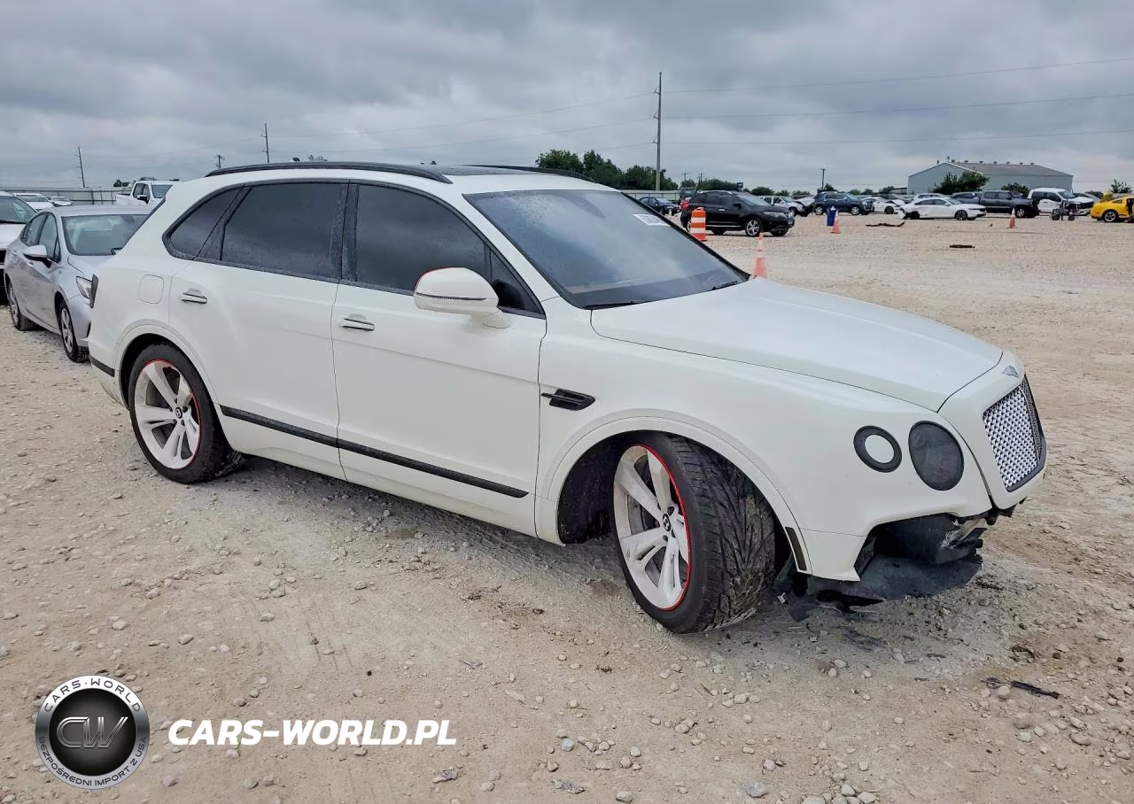 2017 Bentley Bentayga VIN:SJAAC2ZVXHC014912 - 4