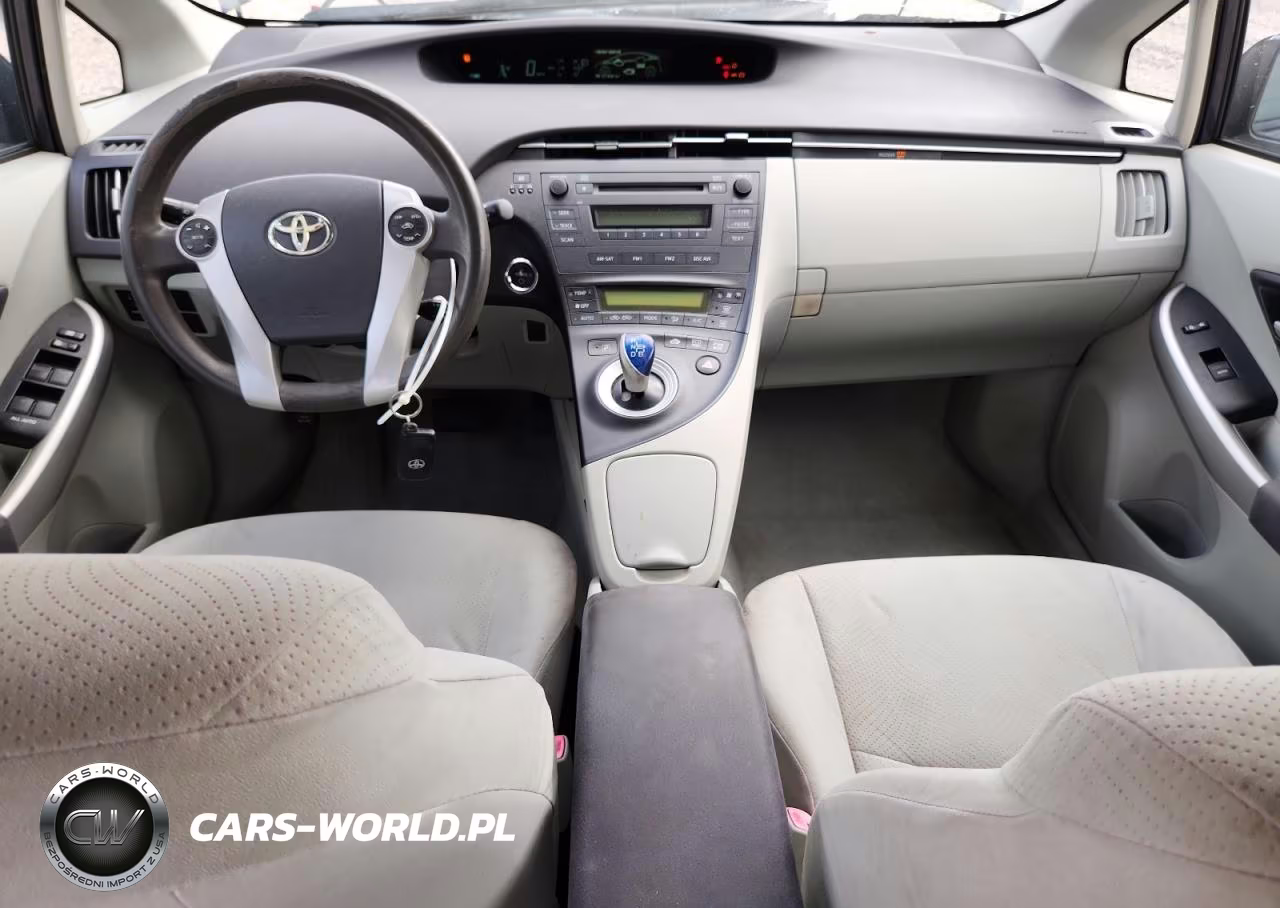 2011 Toyota Prius Two VIN:JTDKN3DU7B1355253 - 8