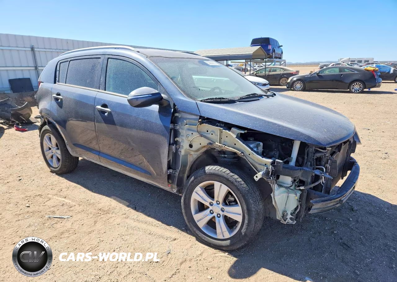 2013 Kia Sportage Lx VIN:KNDPBCA25D7449844 - 4