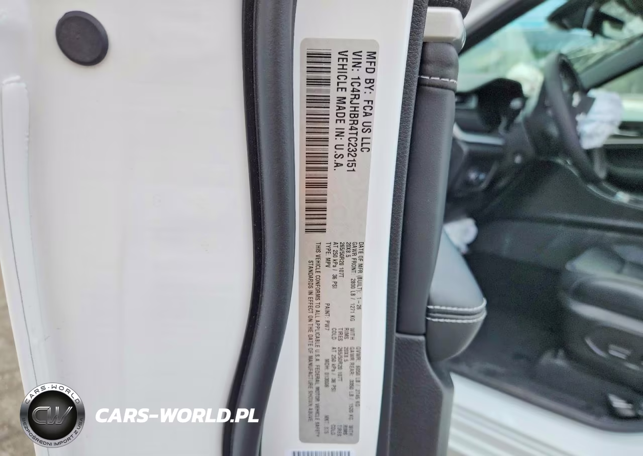 2026 Jeep Grand Cherokee Limited VIN:1C4RJHBR4TC232151 - 13