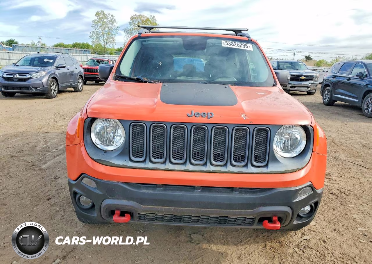 2015 Jeep Renegade Trailhawk VIN:ZACCJBCTXFPC09521 - 5