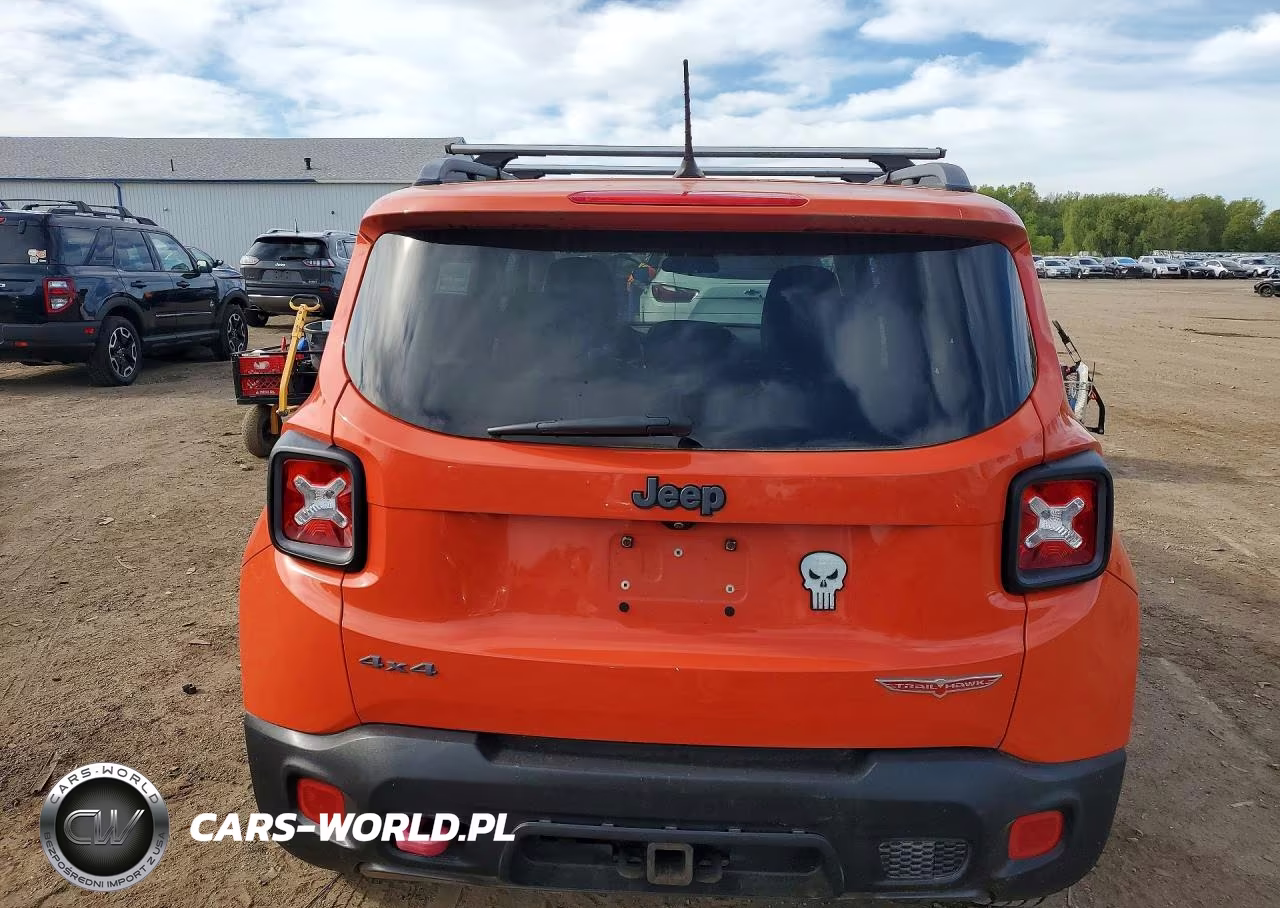 2015 Jeep Renegade Trailhawk VIN:ZACCJBCTXFPC09521 - 6