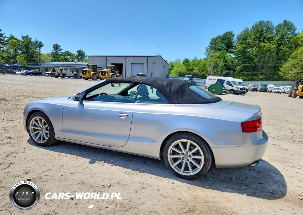 2015 Audi A5 Premium VIN:WAUCFAFHXFN002703 - 2