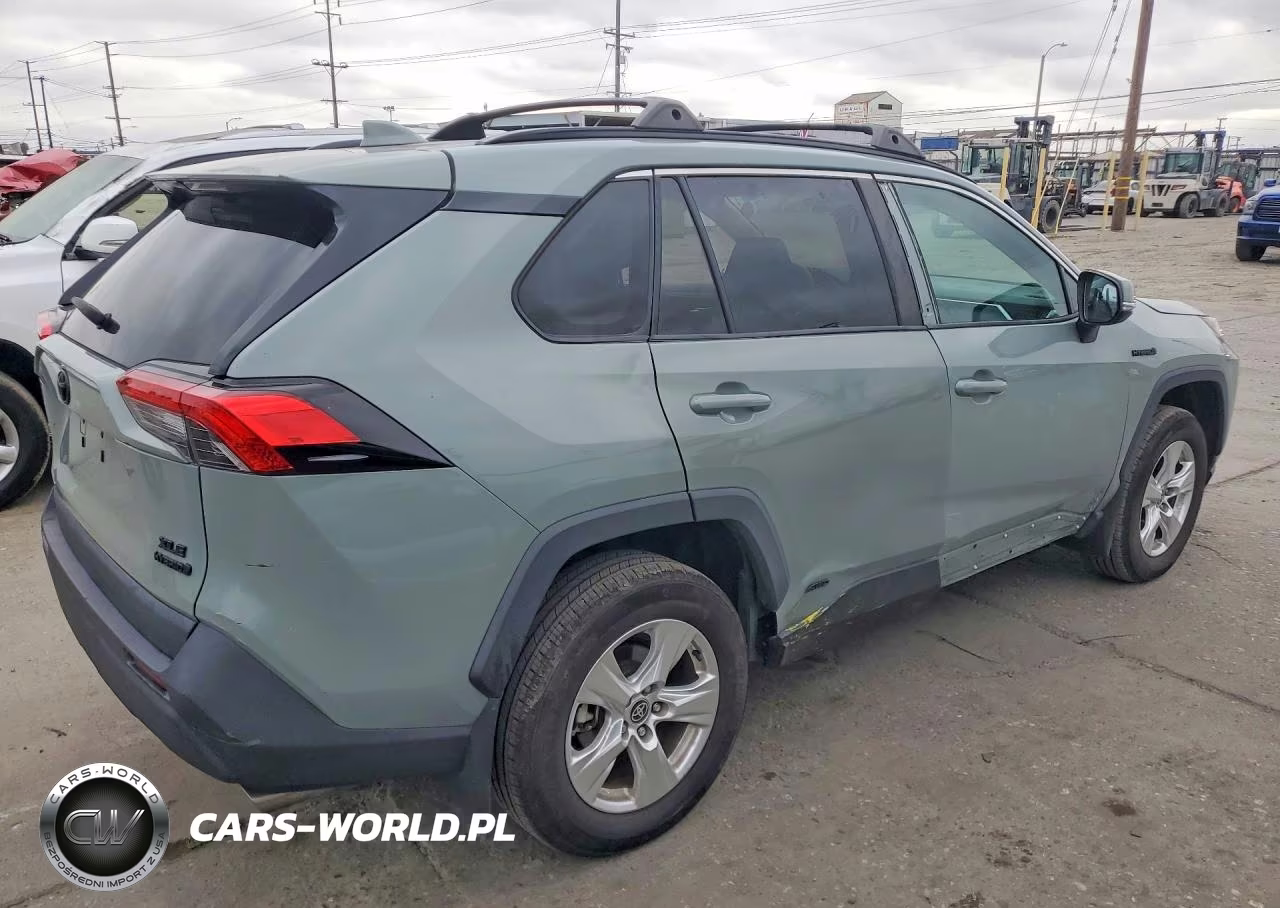 2021 Toyota Rav4 Hybrid Xle VIN:4T3RWRFV0MU015449 - 3