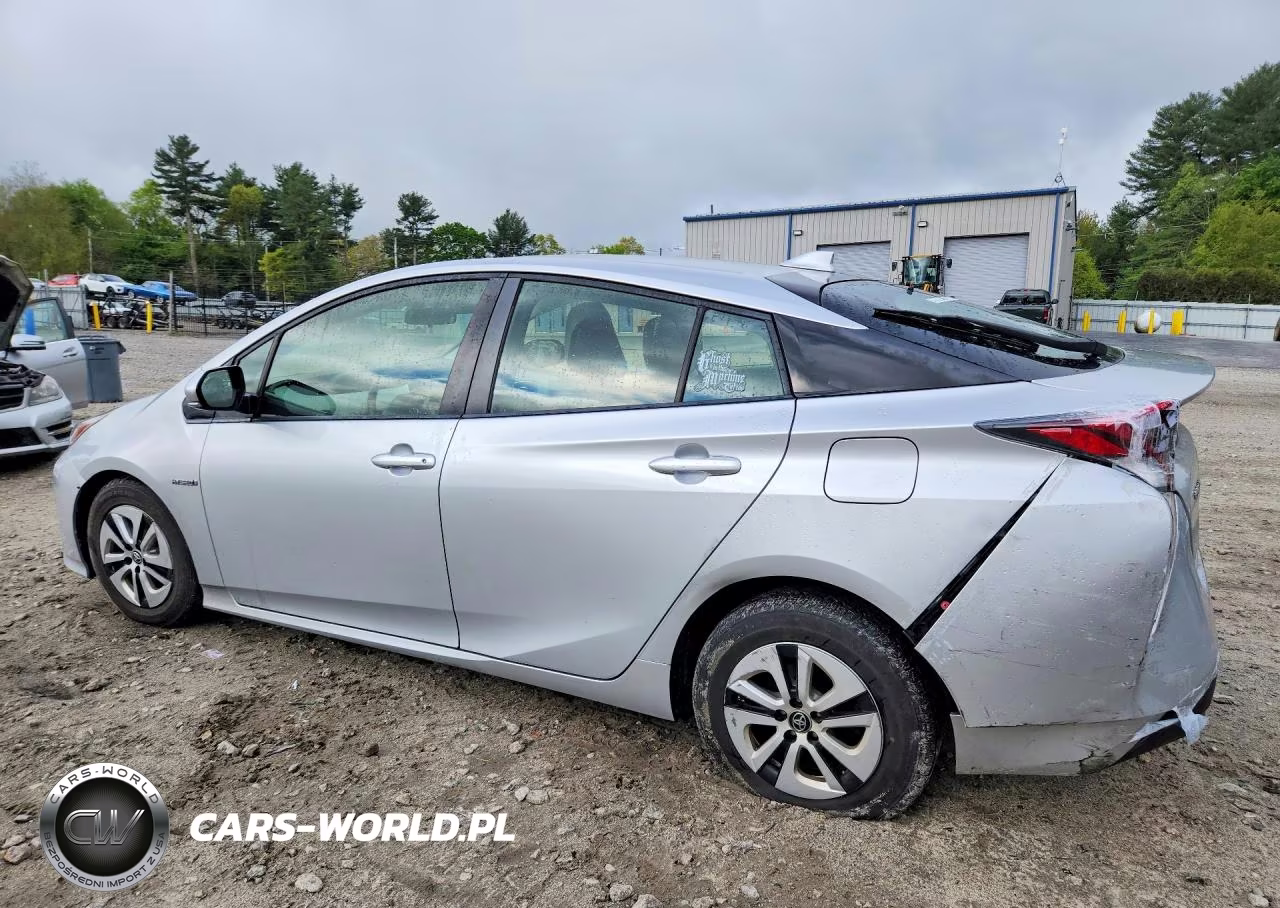 2016 Toyota Prius Three VIN:JTDKARFU7G3006696 - 2